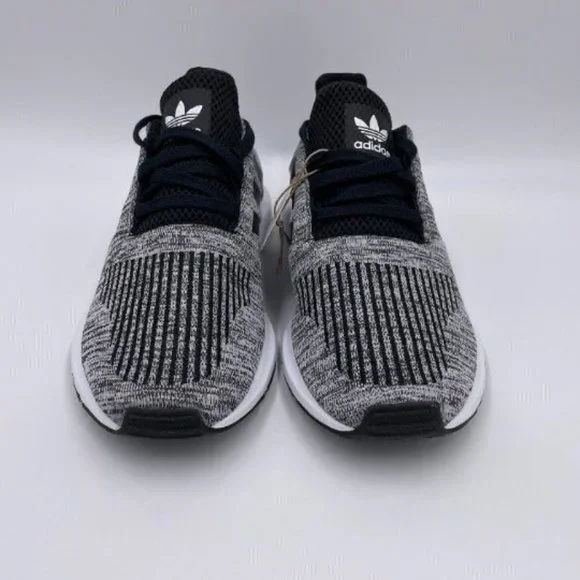 Adidas Swift Run Womens Shoes - Picture 3 of 8